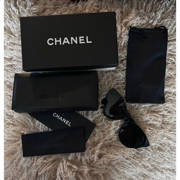 CHANEL Unisex Street Style Military Skater Style Sunglasses in Black NIB - Picture 8 of 9